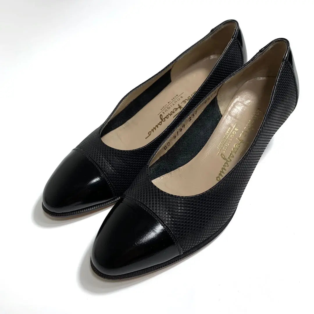 [Good condition] Ferragamo Pumps 4.5B 21 21.5 22 | 【美品】フェラガモ Ferragamo パンプス　4.5B 21 21.5 22