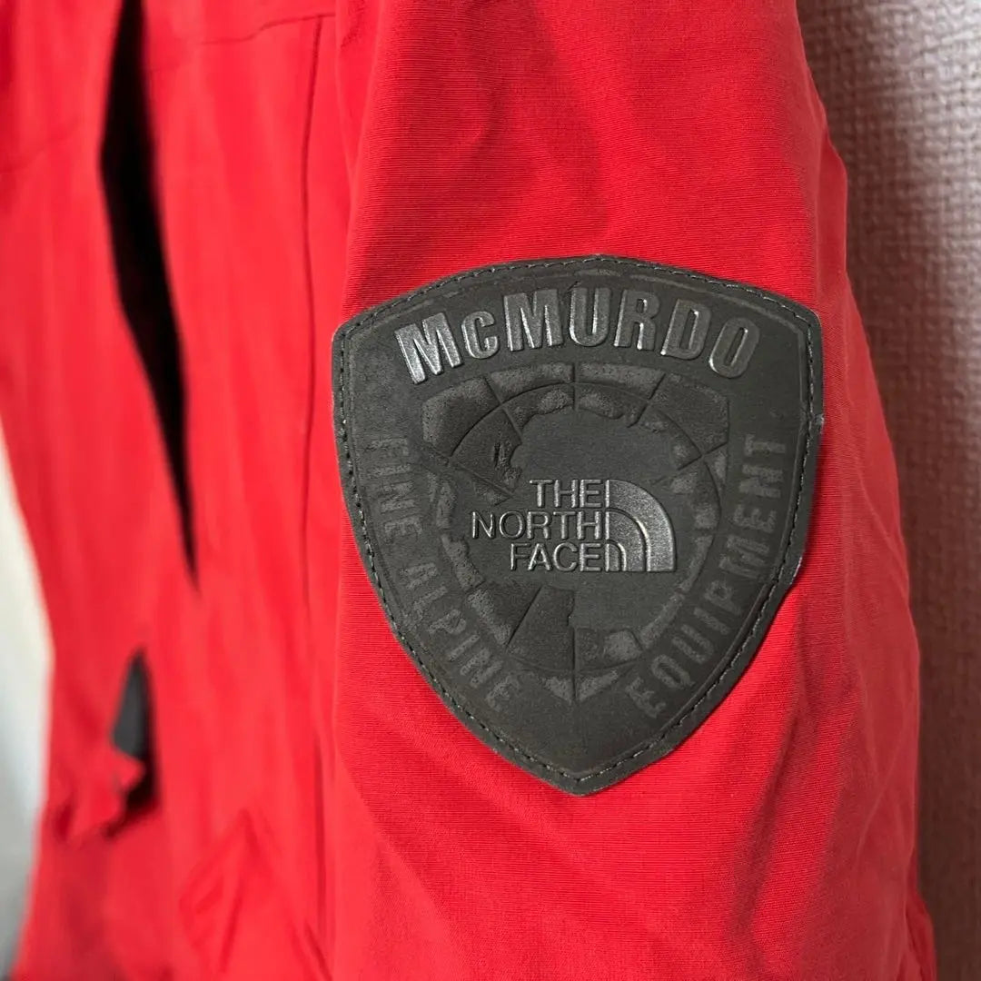 North Face] McMade Bomber Jacket Down Red Shoulder Logo Fake Far 2R | ノースフェイス】マクマードボンバージャケット　ダウン赤　肩ロゴフェイクファー２R