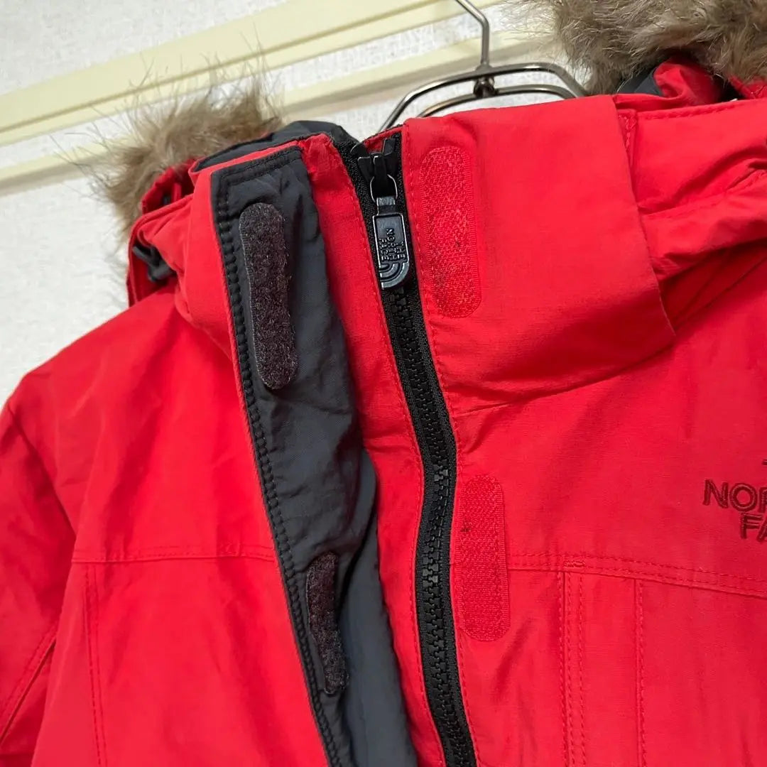 North Face] McMade Bomber Jacket Down Red Hombro Logo Fake Far 2R | ノースフェイス】マクマードボンバージャケット ダウン赤 肩ロゴフェイクファー２R