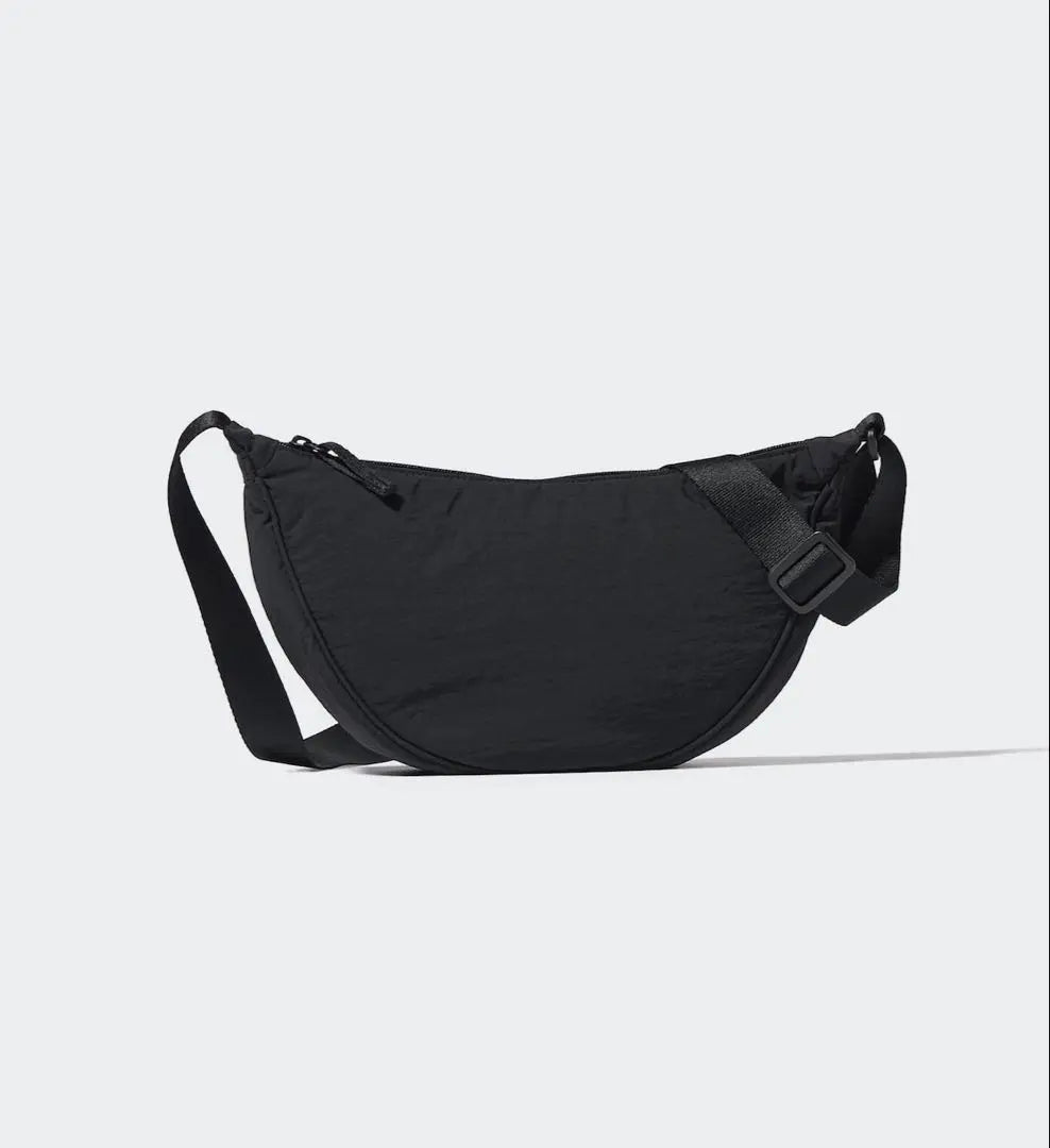 Uniqlo Mini Bolso De Hombro Redondo Negro | ユニクロ ラウンドミニショルダーバッグ ブラック 黒