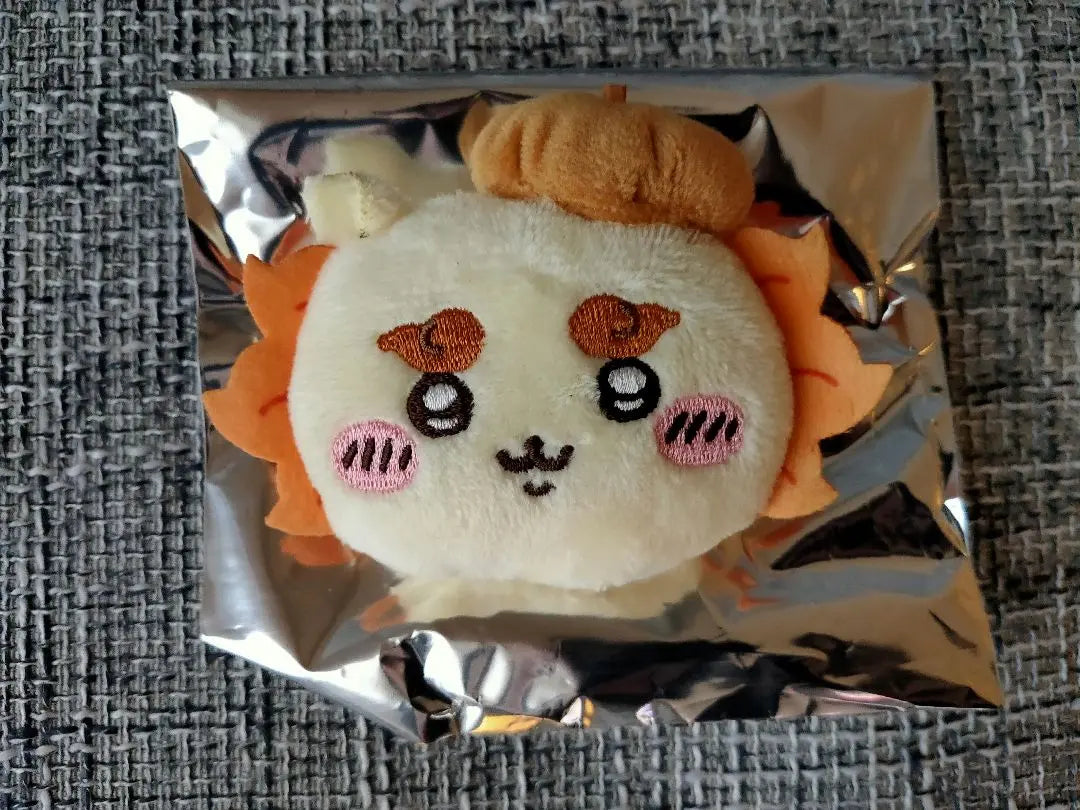 Chiikawa Okao Plush Badge Shisa