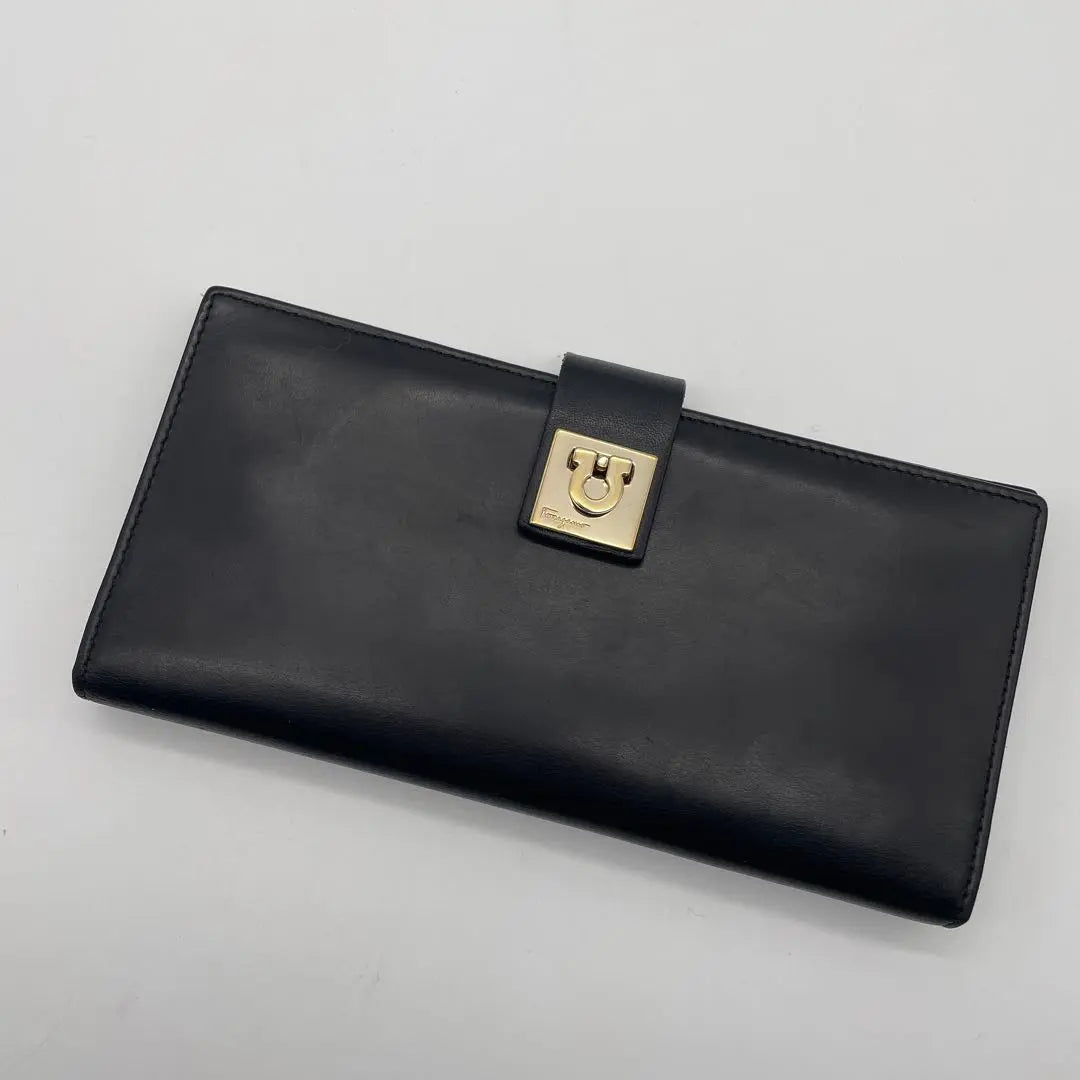 ☆Like new☆Ferragamo☆Long wallet☆