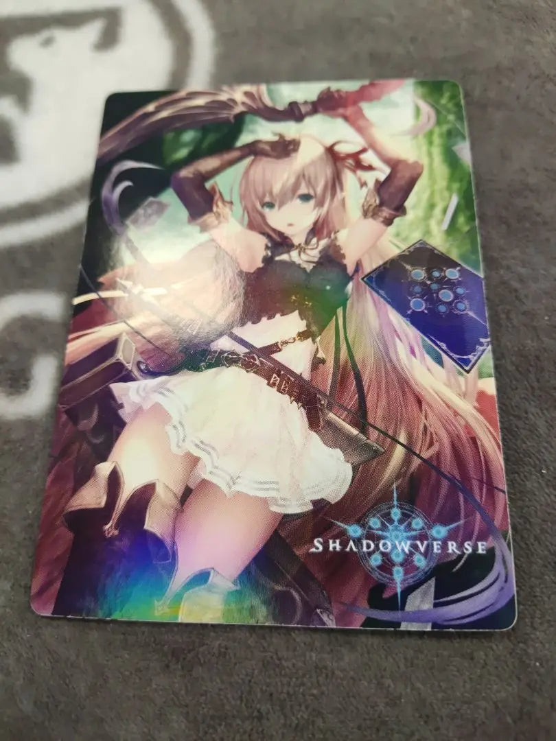 Tarjeta de promoción real de Alisa de Shadowverse Shadowverse