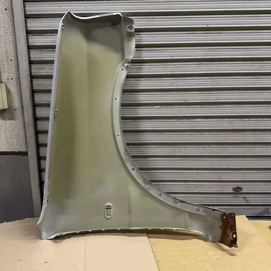 Jimny JB23 4 genuine passenger seat side fender ⓹ There is a settlement