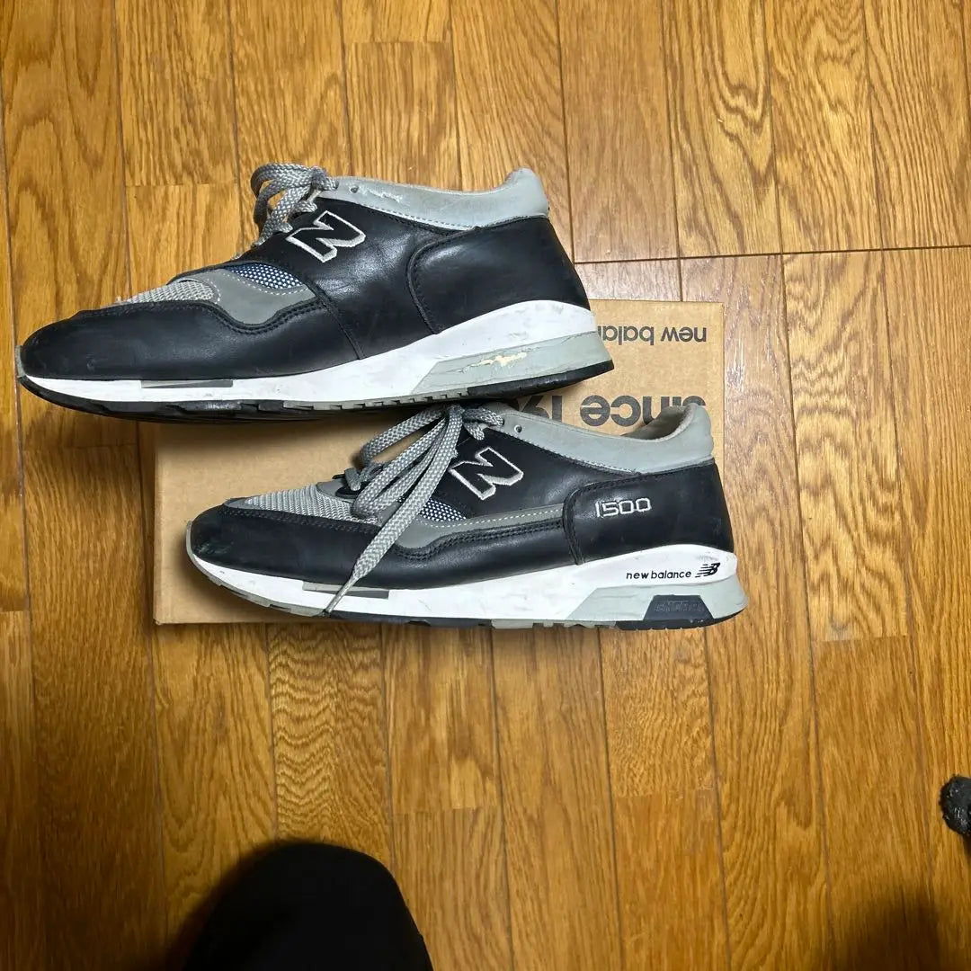 UK New Balance 1500 NAVY x Gray. 26.5cm