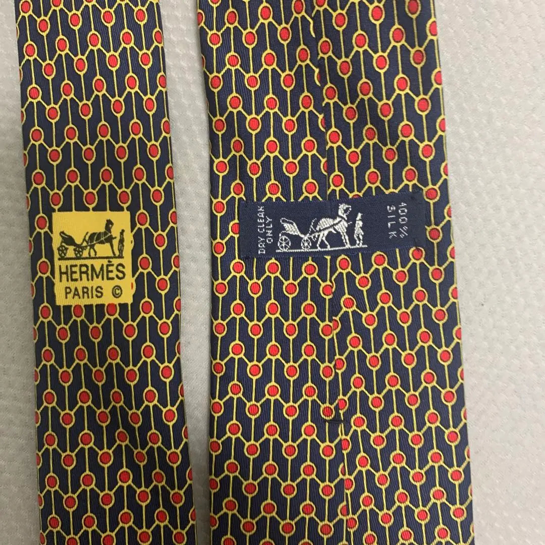 HERMES Geometric Pattern Silk Tie