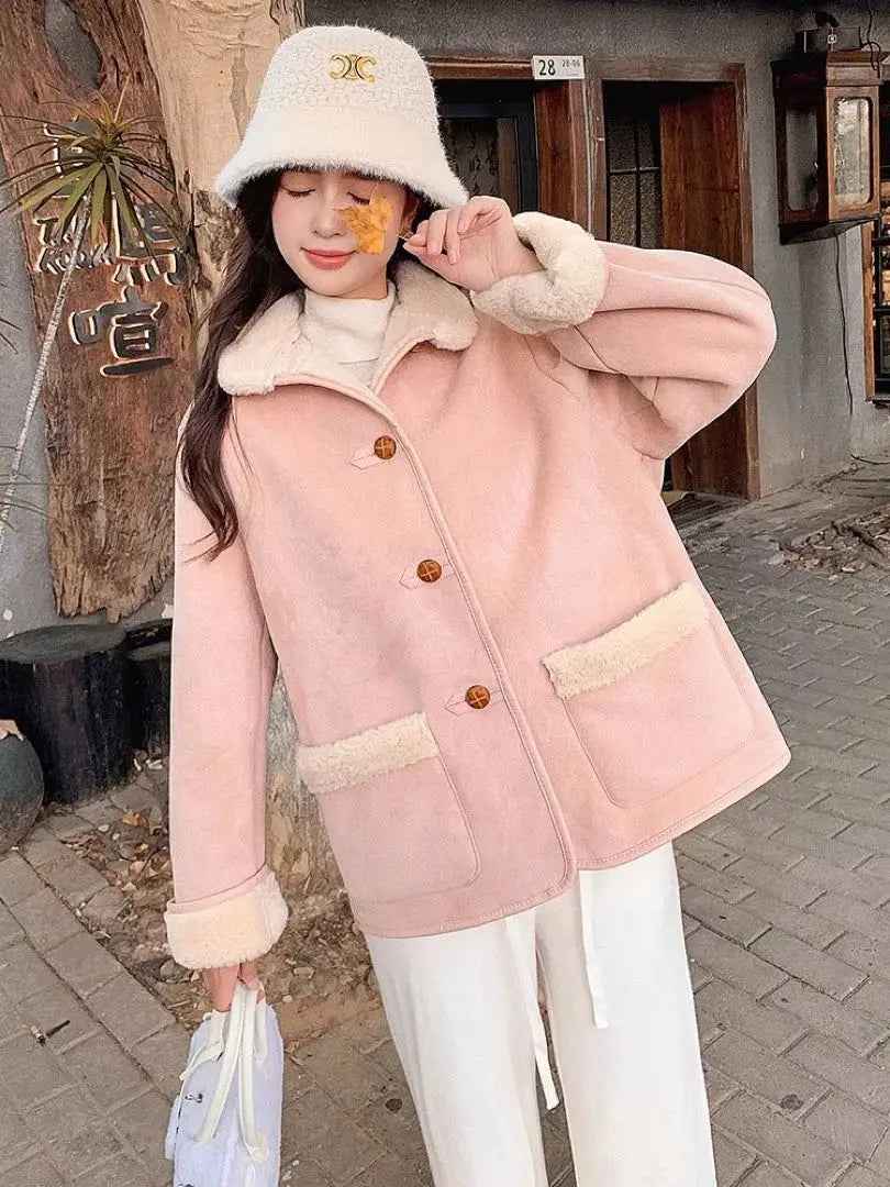 A relaxed, simple outerwear in winter♪ Perfect for going out