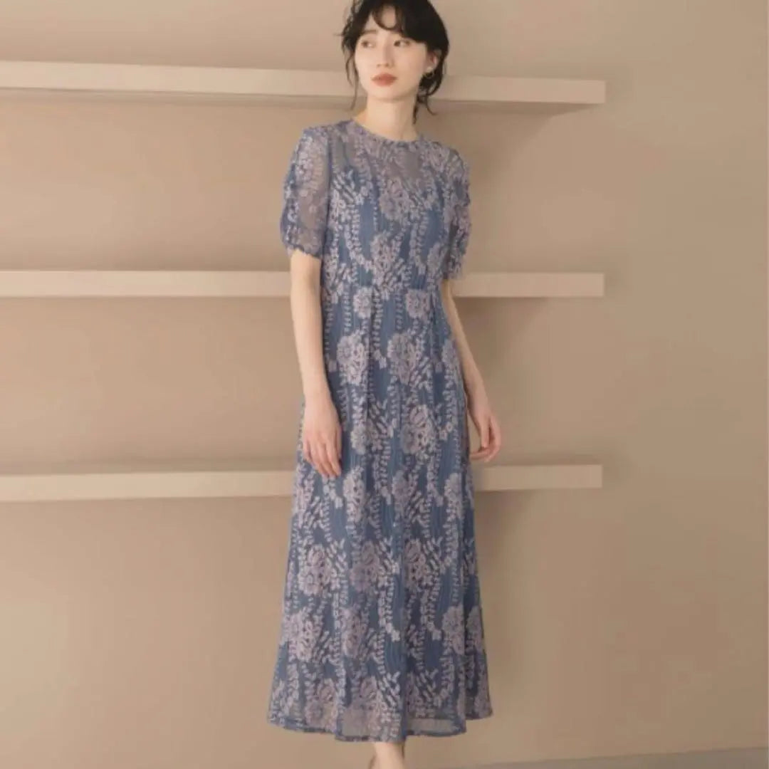 New ⭐︎ Kaene Color-coordinated lace apron dress sax blue pink