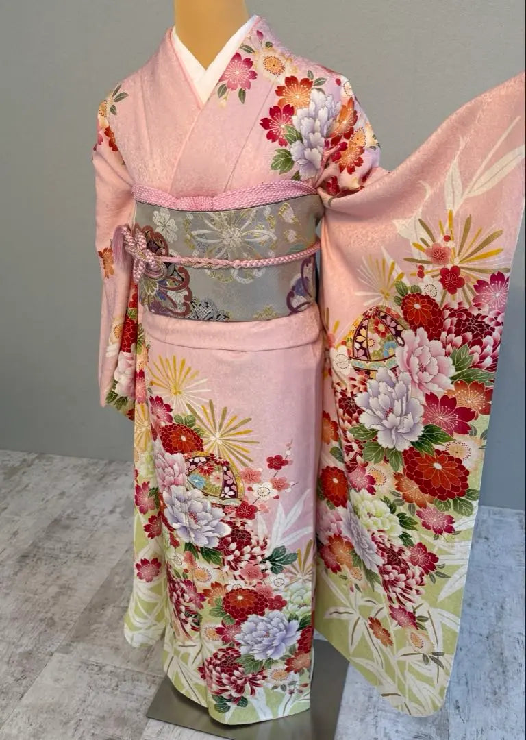 Very popular, dull pink, cute, furisode, full set, pure silk