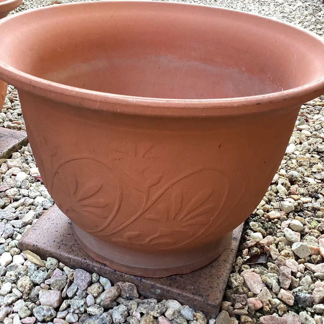 Terracotta Flowerpot Set of 2 Gardening Planter