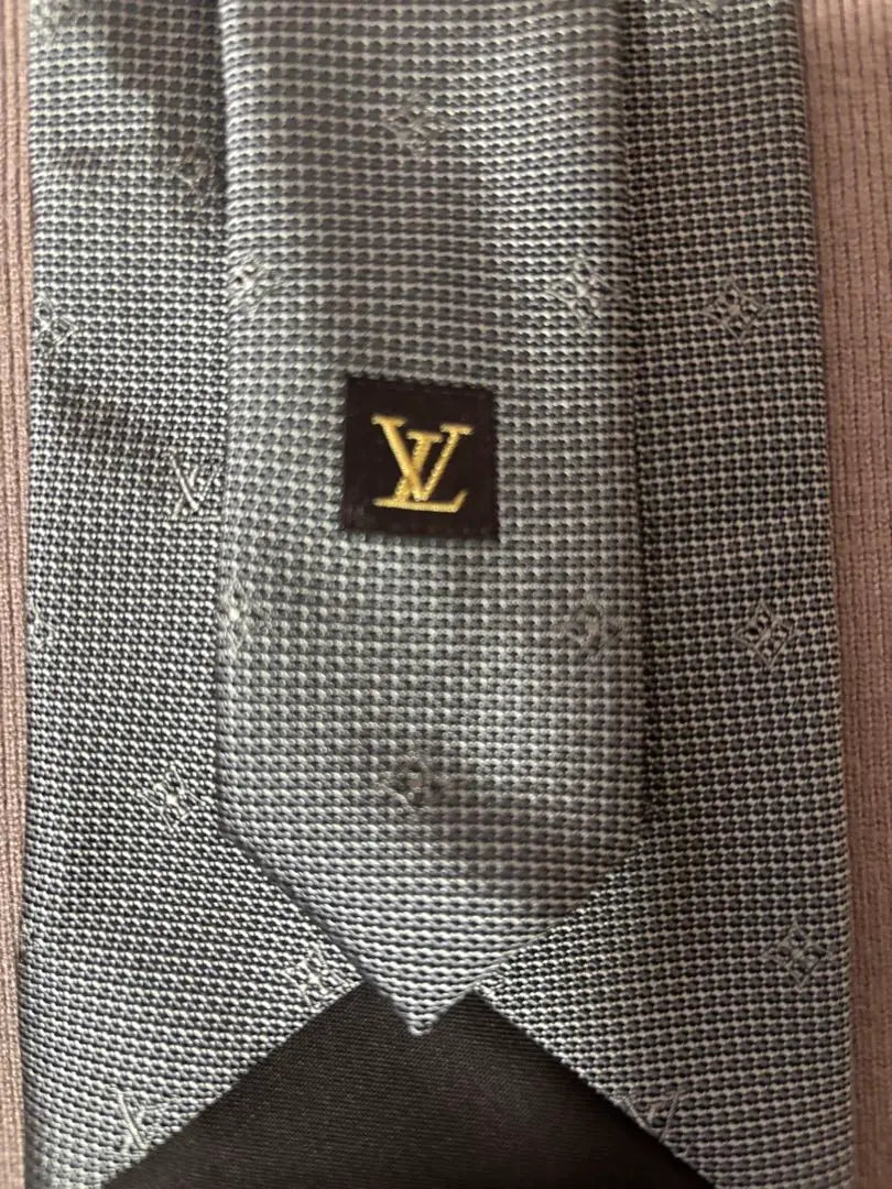 [LOUIS VUITTON] Corbata gris