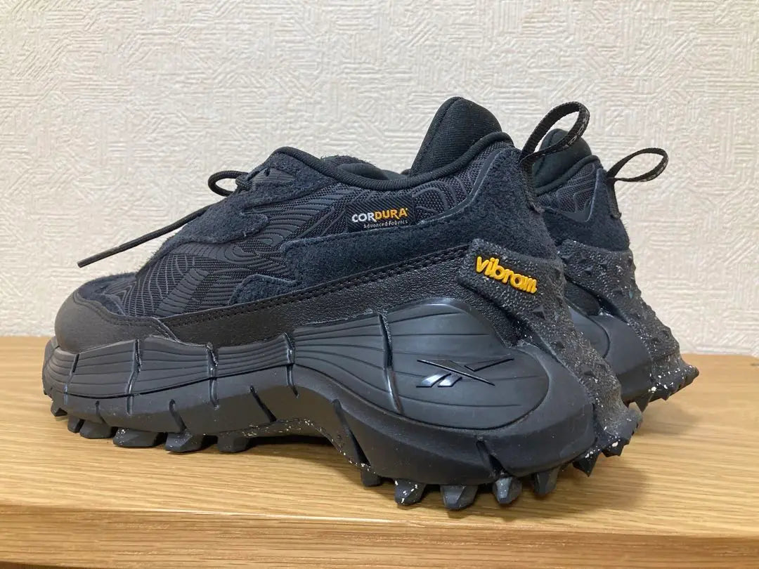 ★Weekend limited discount [Worn once] Reebok Jig Kinetica 2.5 Edge Black 25cm