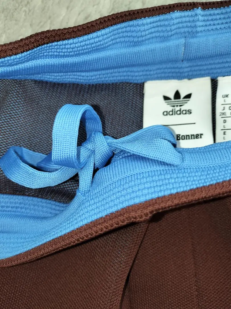 WALESBONNER adidas track pants L size