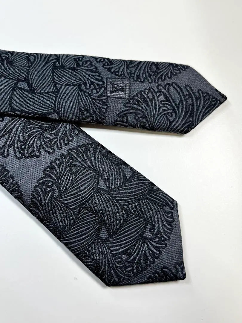 ✨Good condition✨LOUIS VUITTON Nemes collaboration tie Rare Narrow tie