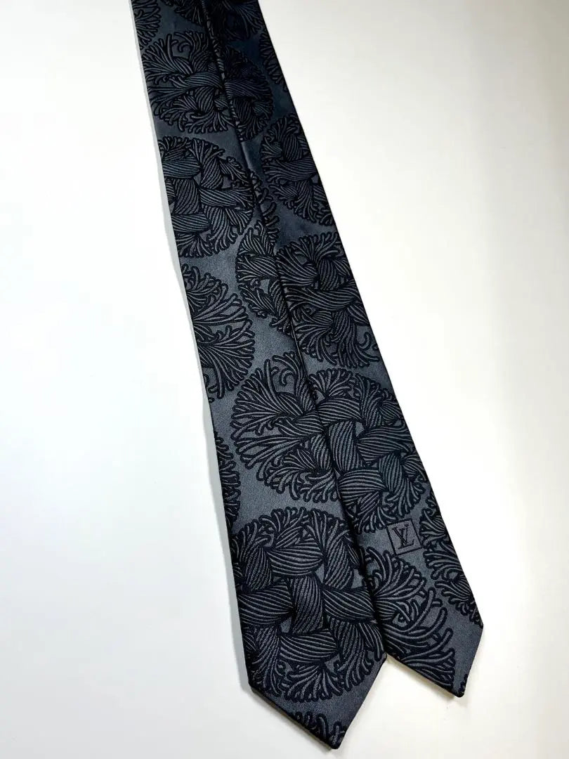 ✨Good condition✨LOUIS VUITTON Nemes collaboration tie Rare Narrow tie