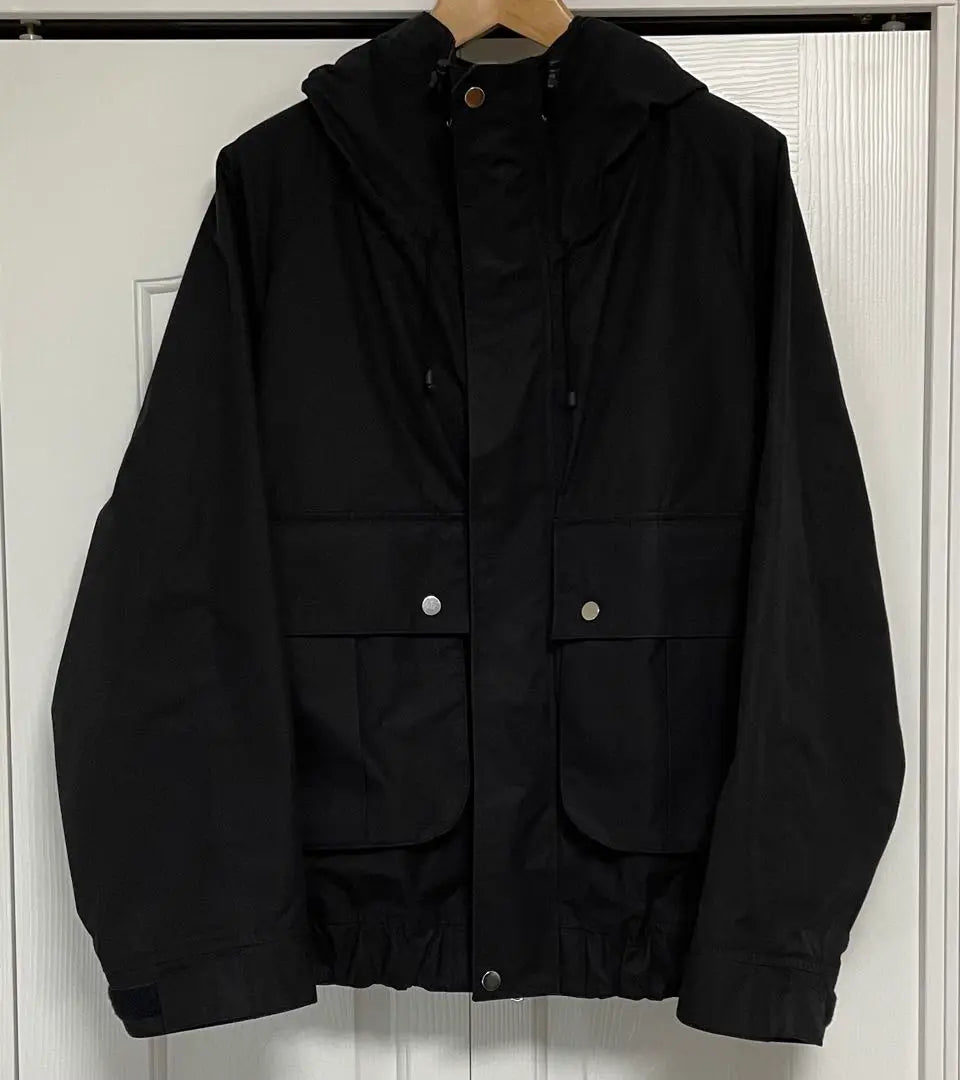 [New and unused] All-weather cloth hooded hunter jacket