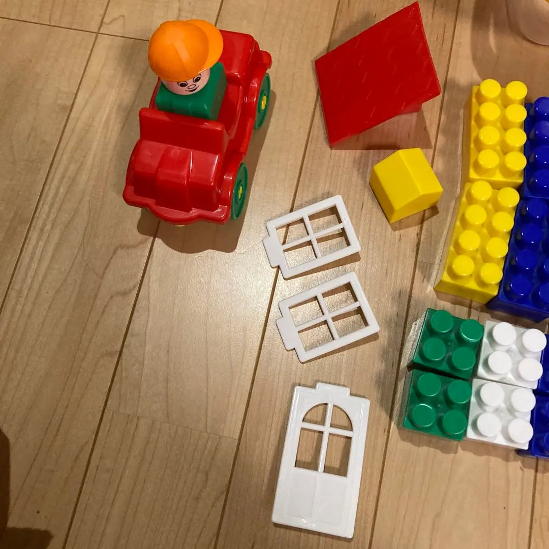 Almost unused block toy set with car, bulk sale