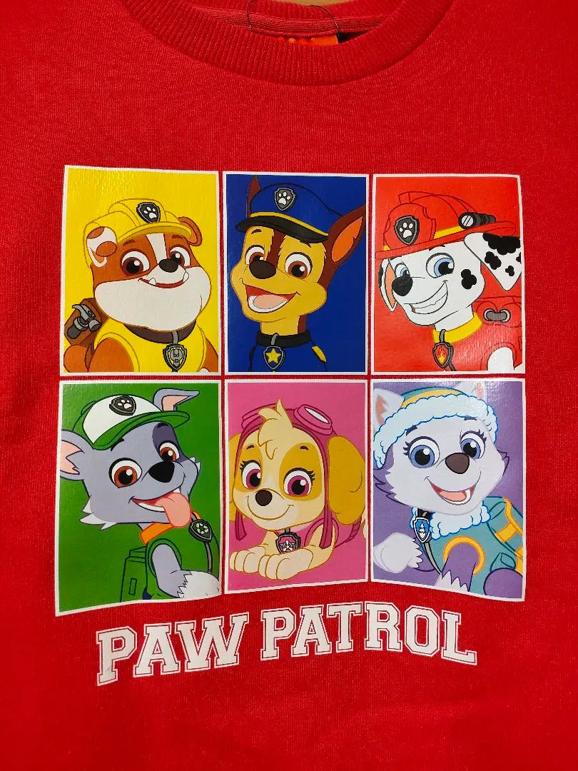 New PAW PATROL red trainer back brushed | 新品 PAW PATROL 赤 トレーナー 裏起毛