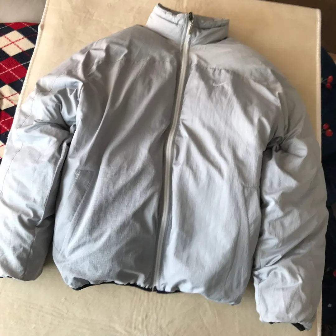 Nike authentic reversible down jacket XL size white x gray color