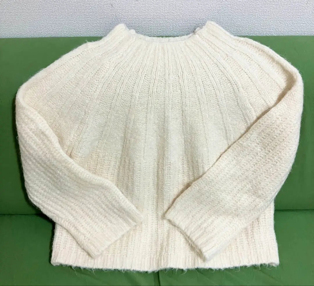 ⭐︎Almost unused⭐︎ Sense of Place Knit White Free Size