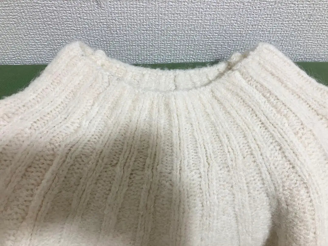 ⭐︎Almost unused⭐︎ Sense of Place Knit White Free Size