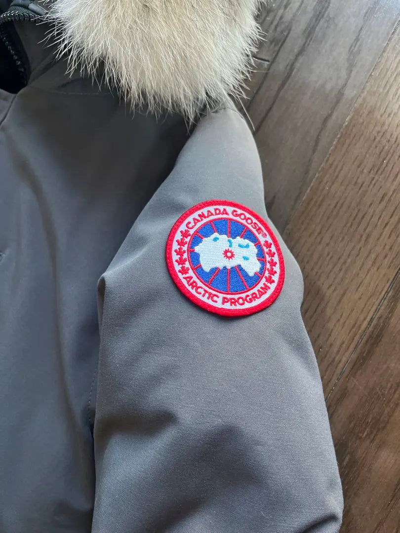 [Último artículo] Canada Goose JASPER talla S gris piel auténtica