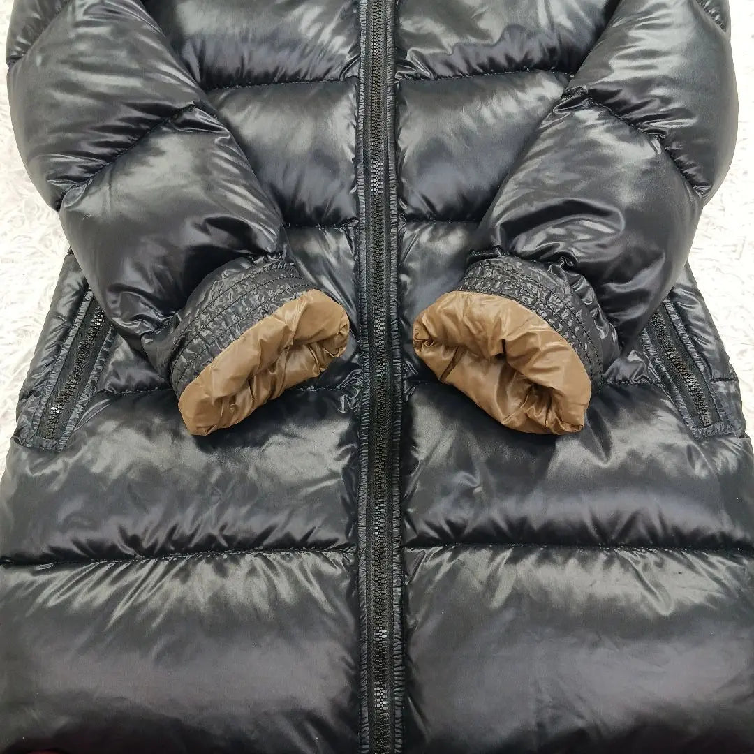 ✨Good condition✨Dubetica size 40 Kappa down coat