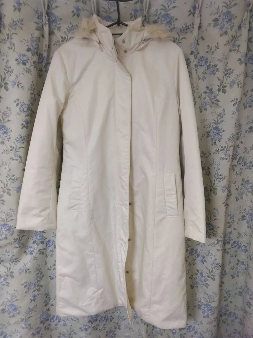 Ivory long coat with fur hood