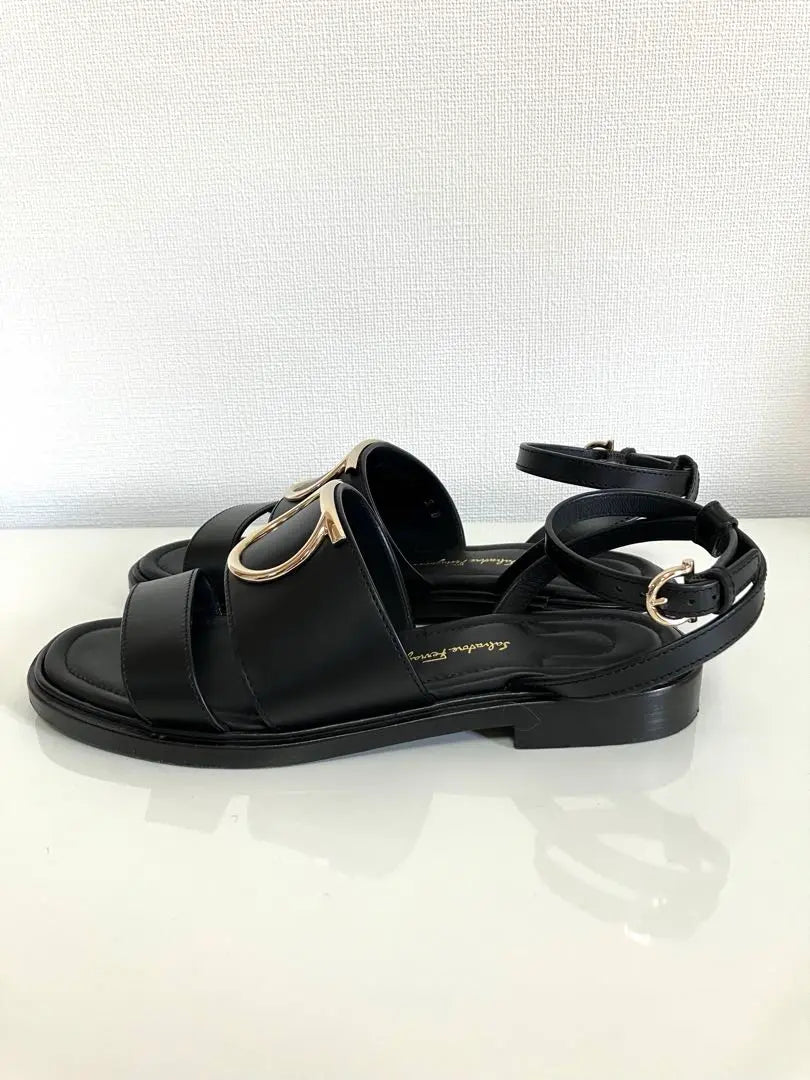 Ferragamo Gancini Flat Sandals 5D 22.5cm