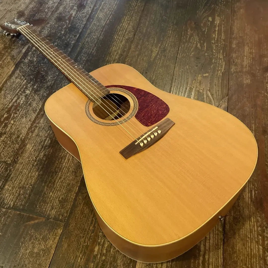 Good condition Norman acoustic guitar B20 (6)