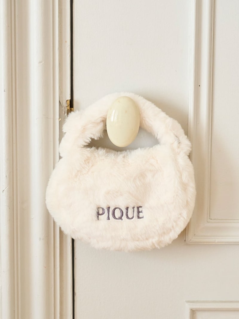 [SALE/30% OFF] [Limited Colors Available] Eco Fur Handle Pouch gelato pique Wallet, Pouch, Case Pouch, White, Pink, Blue [RBA_E] [Rakuten Fashion]