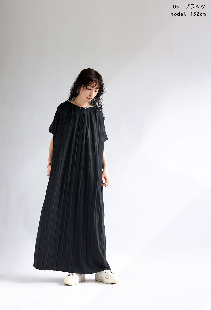 [Up to half price with coupon! [Bulk purchase until 10:00 on the 11th] Pleated dress dress for women, short sleeves, long, resale. Not available for mail delivery