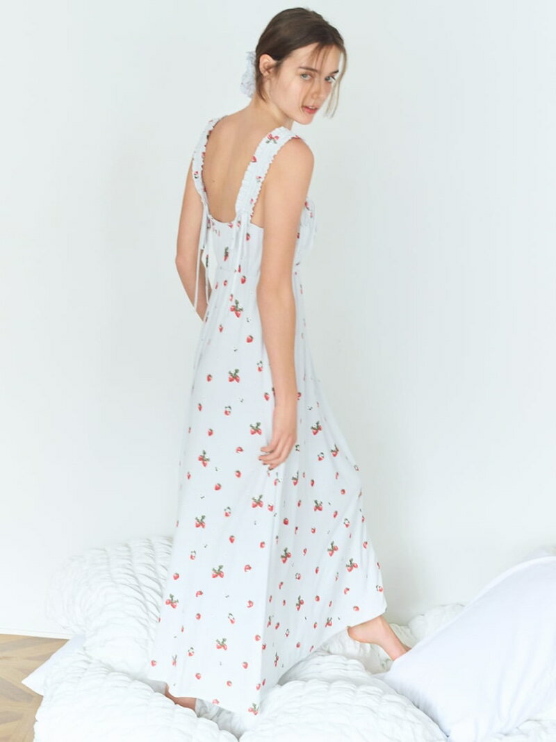 Strawberry pattern cup-in camisole dress gelato pique gelato pique innerwear and loungewear other innerwear and loungewear white [Free shipping] [Rakuten Fashion]