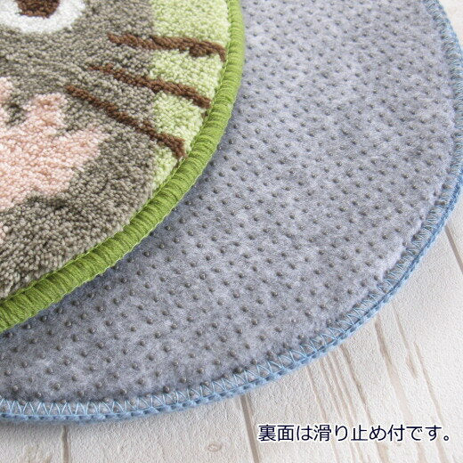 Chair pad 38cm round Studio Ghibli My Neighbor Totoro Goods Stylish and cute Washable Eames Chair cushion "Ohanayasan (Totoro)/Yoru Nomori (Cat Bass)"