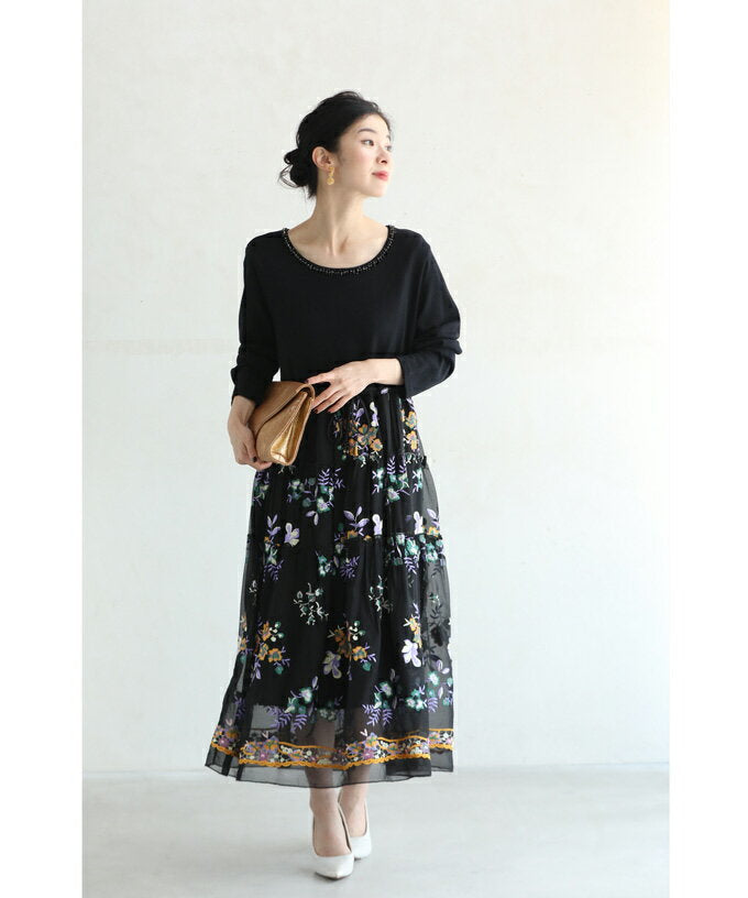 [Restocked ♪ 8pm on November 9th] (S-2L compatible) (Black) Medium dress made with different materials from flower embroidered tiered veil