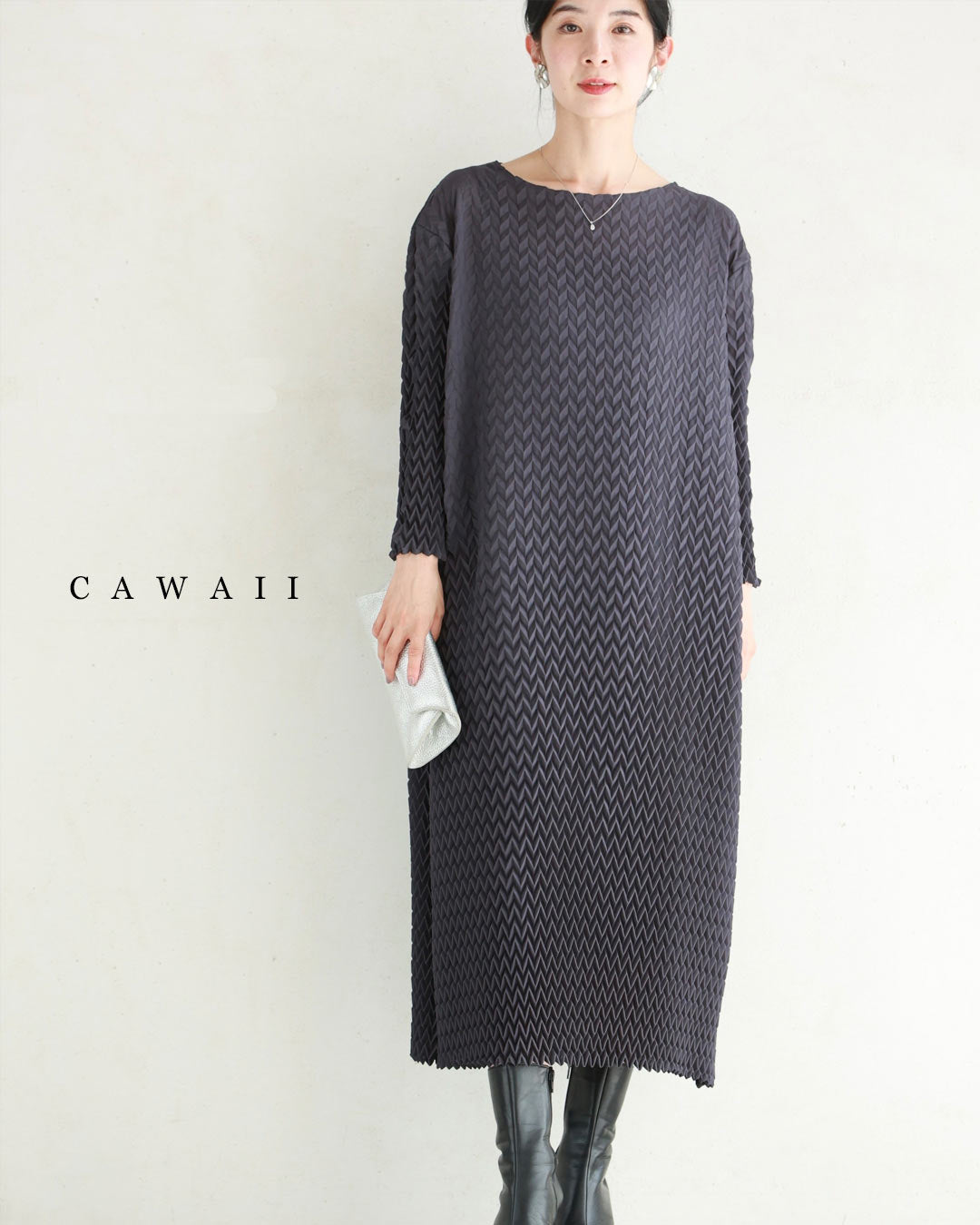 [Restocked ♪ 8pm on 1/25] (S~3L compatible) A medium dress with a bouncy 3D zigzag pattern