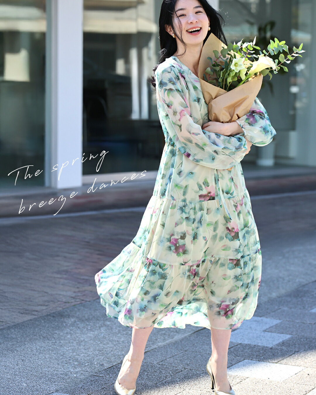 (Compatible with M~L/2L~3L) Romantic flower tiered dress that dances in the spring breeze / Dress Sheer Long sleeves Point sleeves Beautiful elegant Nice Spring Invitation All-over pattern Floral pattern M L 2L 3L Women's outing